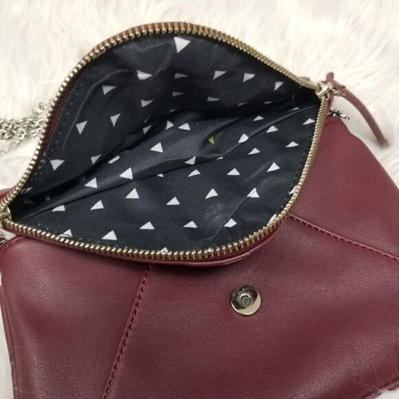 STREET LEVEL BURGANDY CROSSBODY BAG W/CHAIN STRAP - Picture 5 of 9